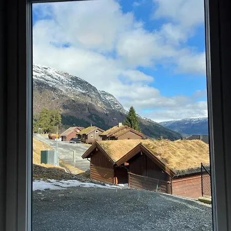 Daire Affordable Luxury - River Views - Voss
