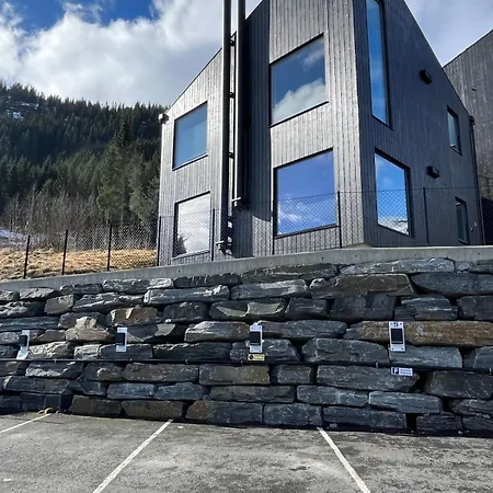 Daire Affordable Luxury - River Views - *