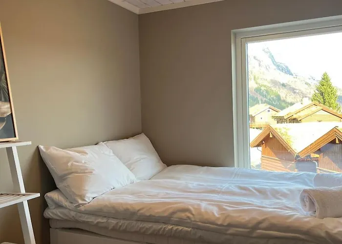 Elegant Ski-in Ski-out